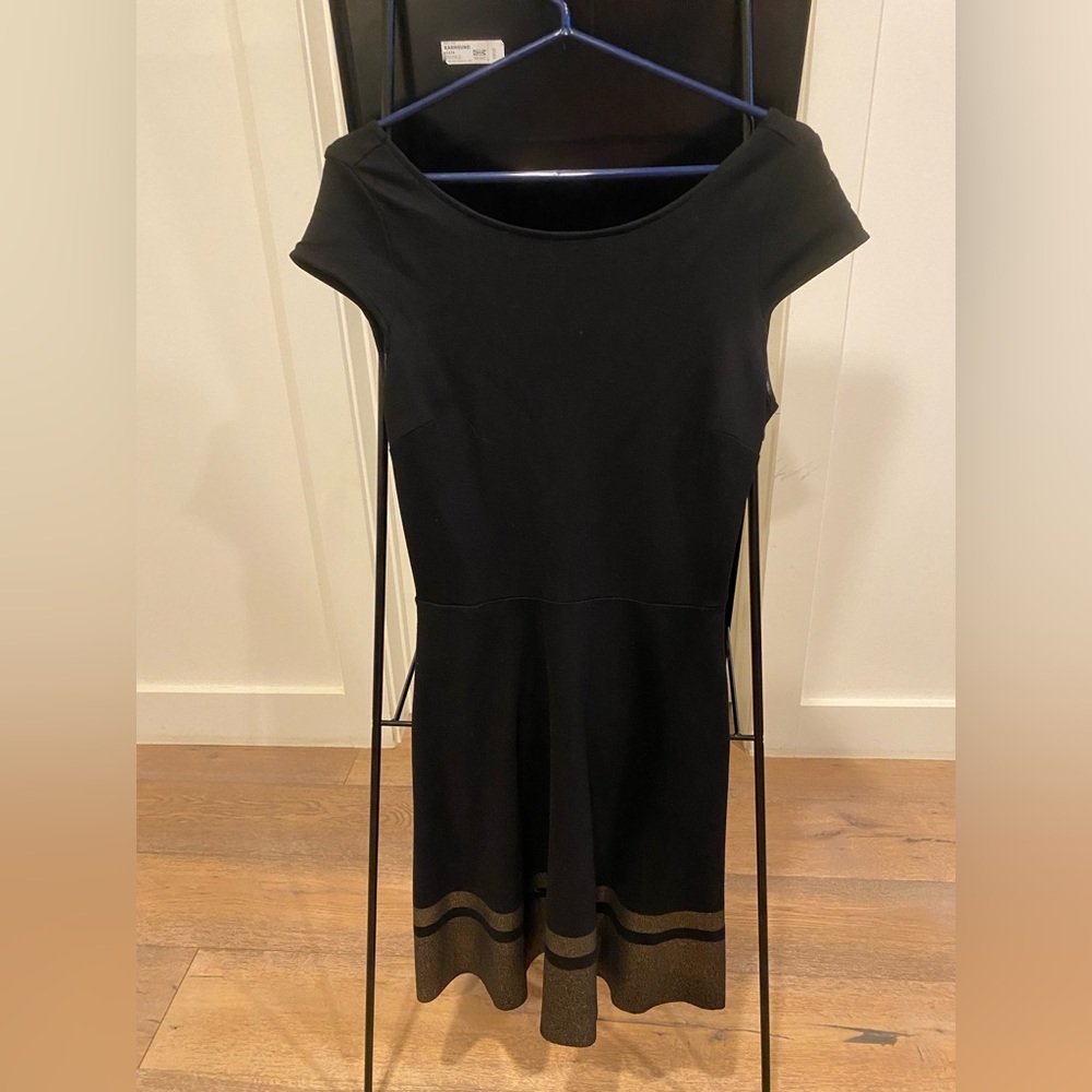 THREE DOTS Black With Gold Stripe Dress